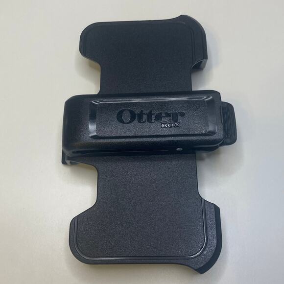 OtterBox Defender Series Holster Belt Clip iPhone Case
In Black - Picture 2 of 8